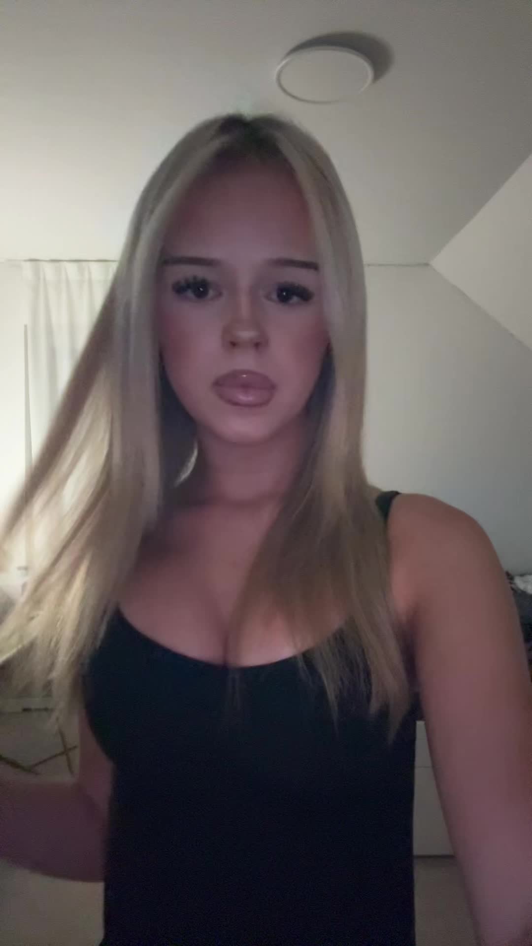 @𝓝𝓮𝓮𝓵𝓮