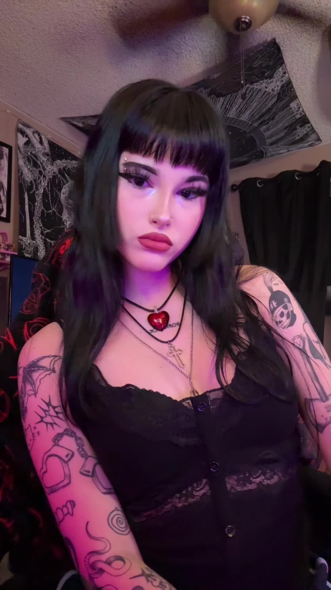@lisa 🖤