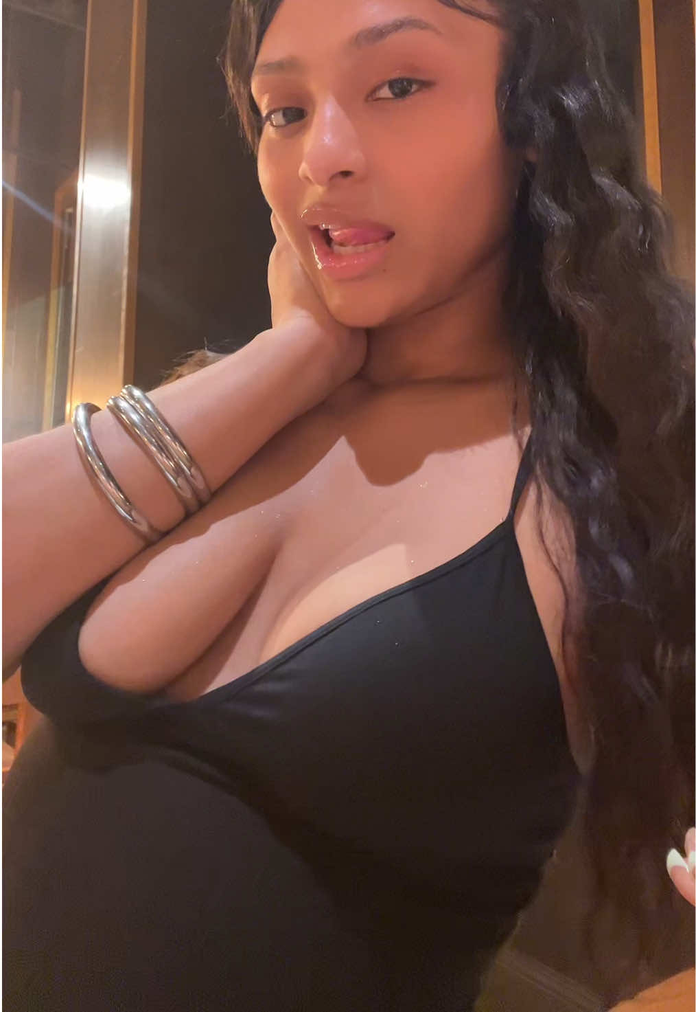 @KYLA 👩🏽⚕️