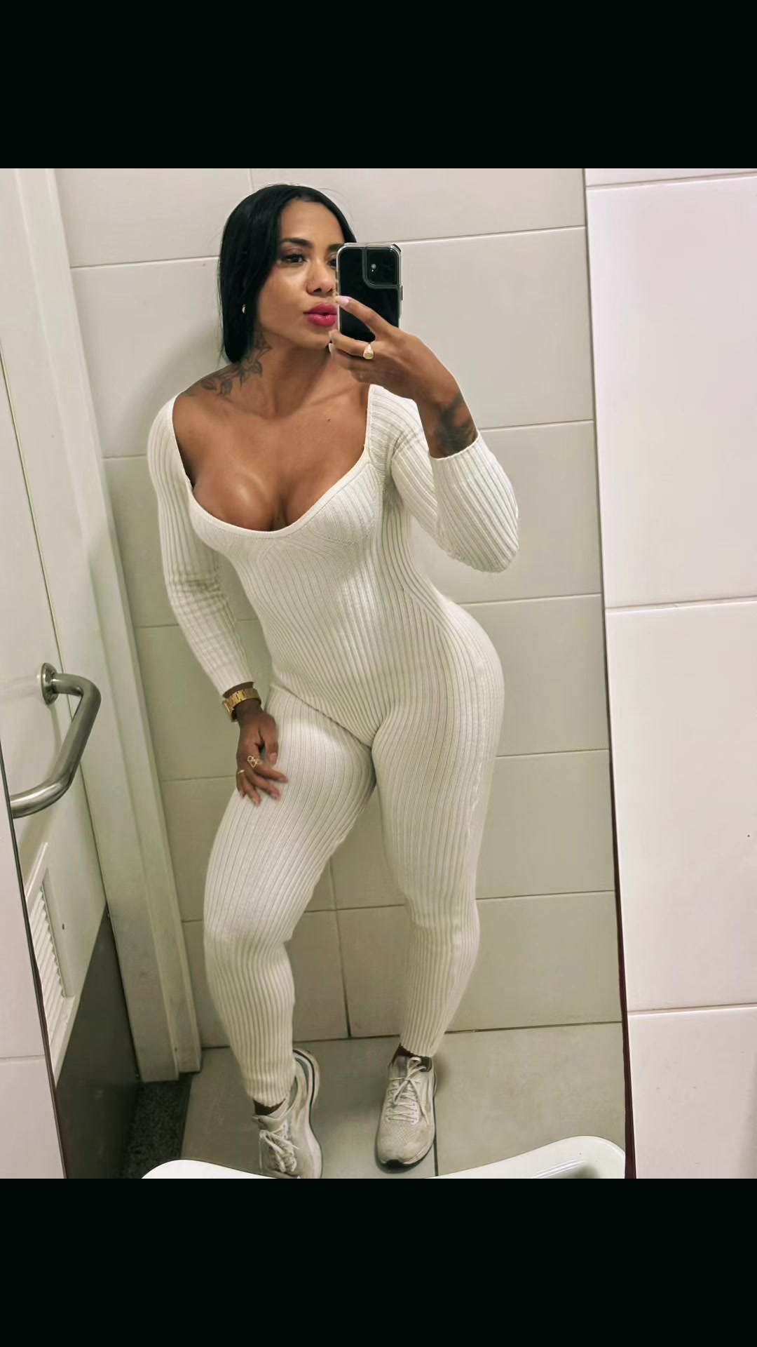 @Dhara Oliveira
