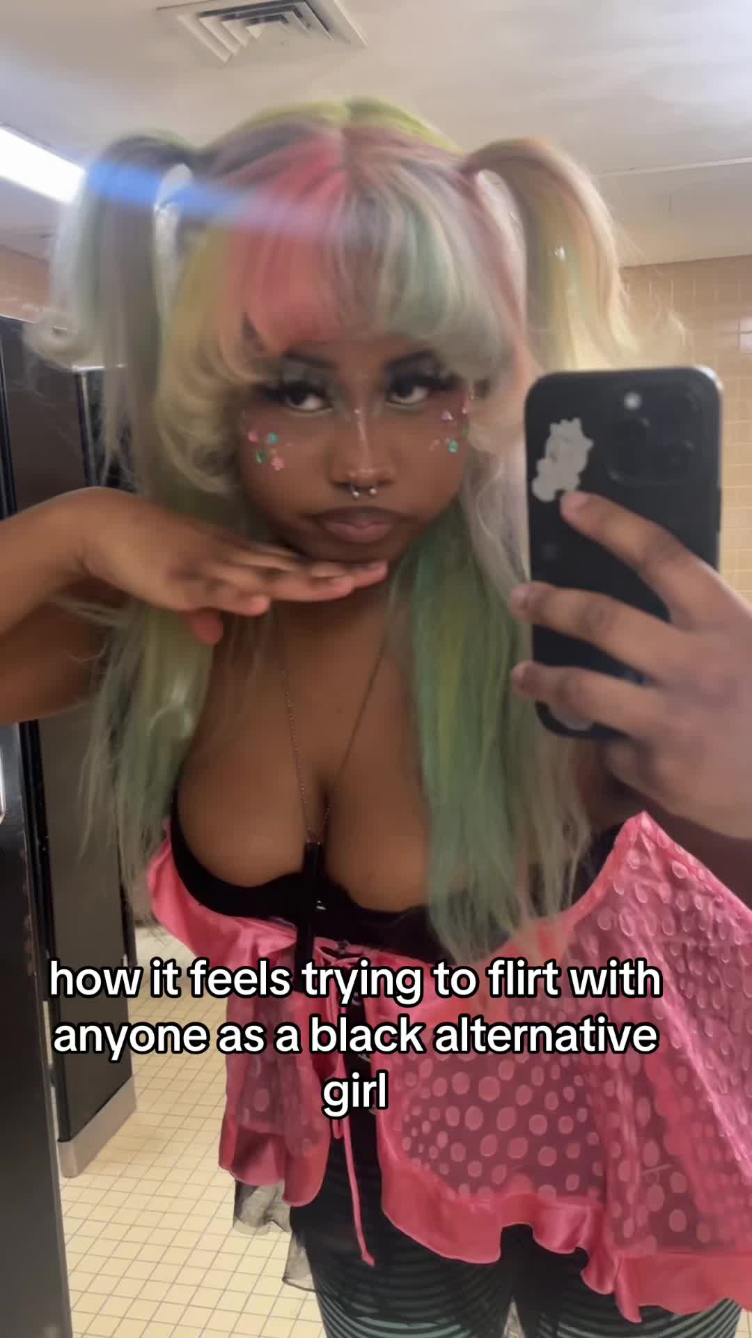 @<333