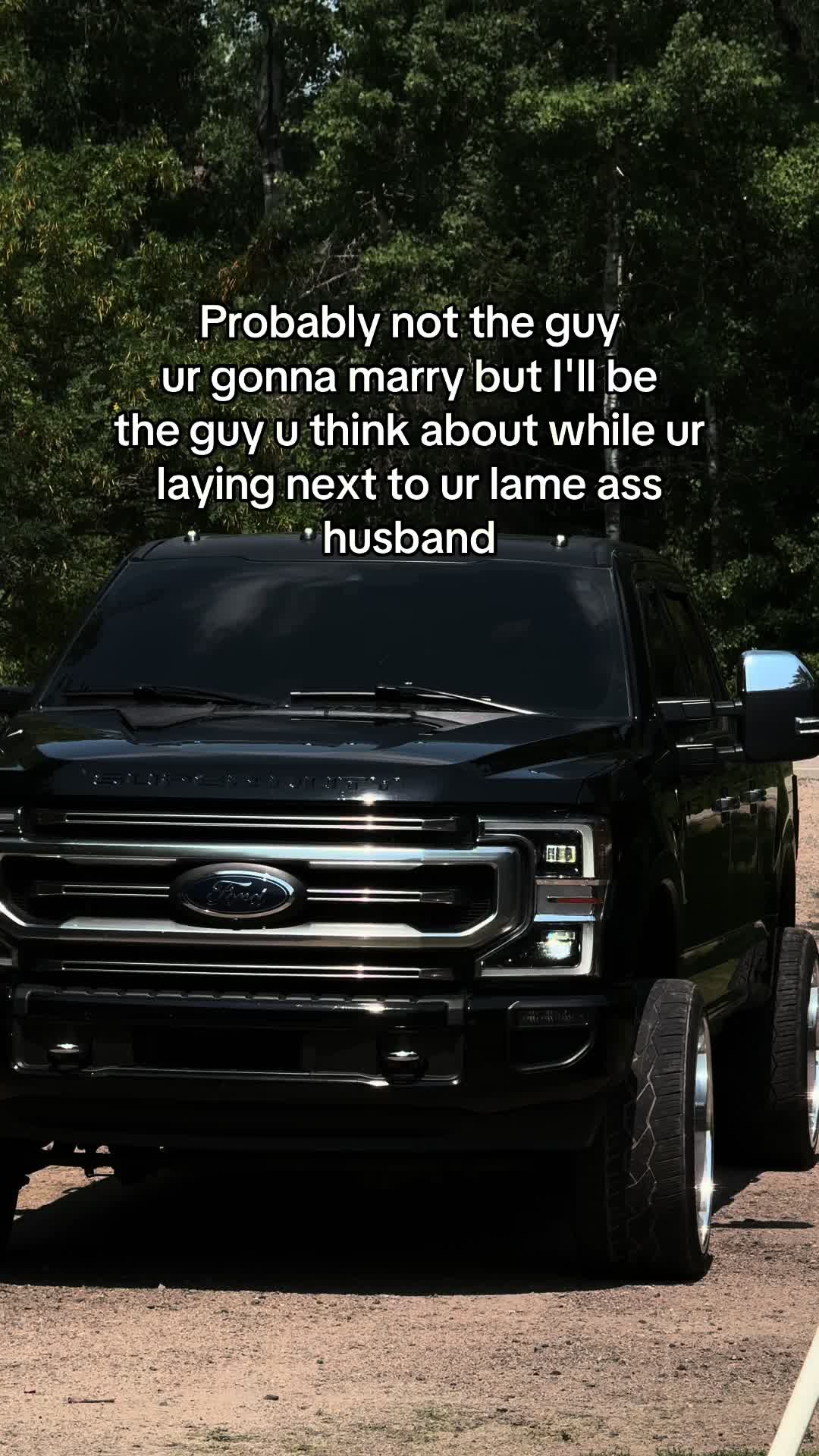 @Leightin_white