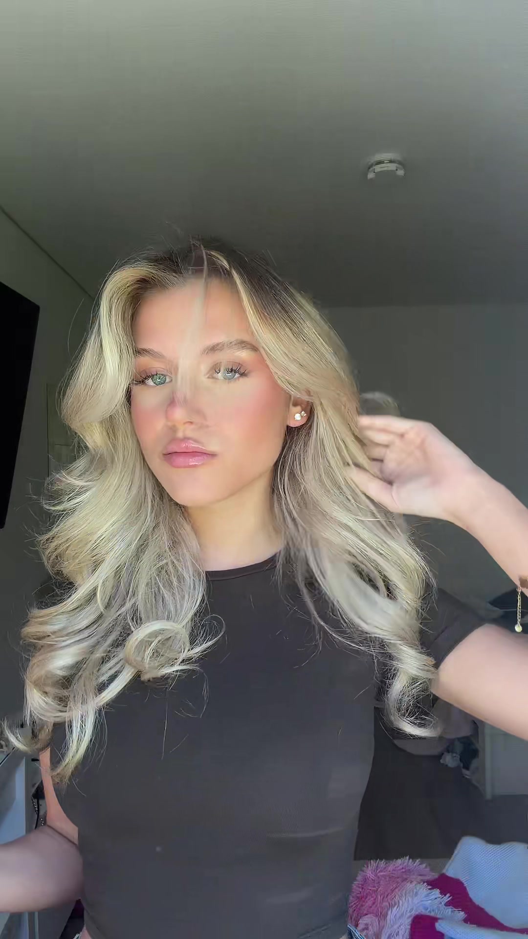 @Megi