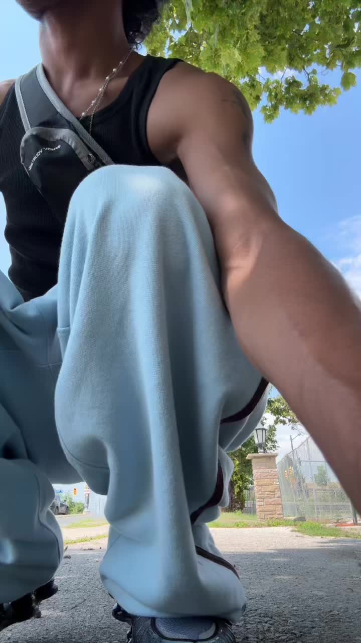 @𝕮𝖍𝖗𝖎𝖘