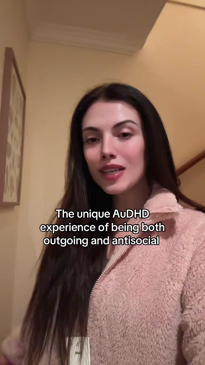 @Alexandra Adornetto