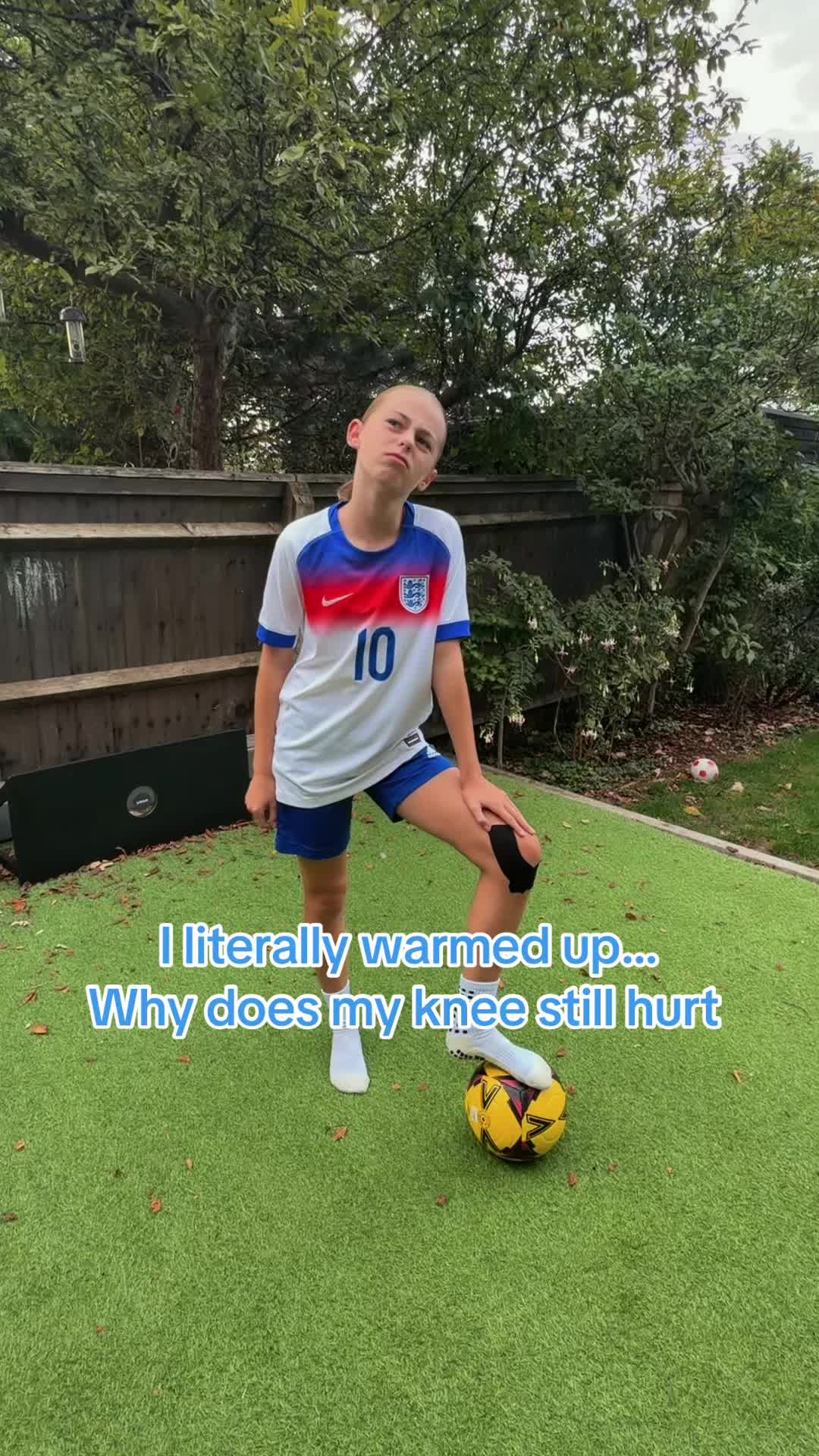 @Daisy does Football