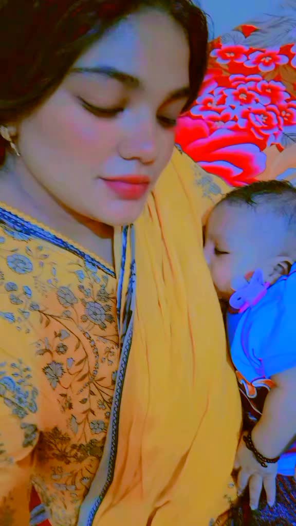 @Aashi AmeeN 09