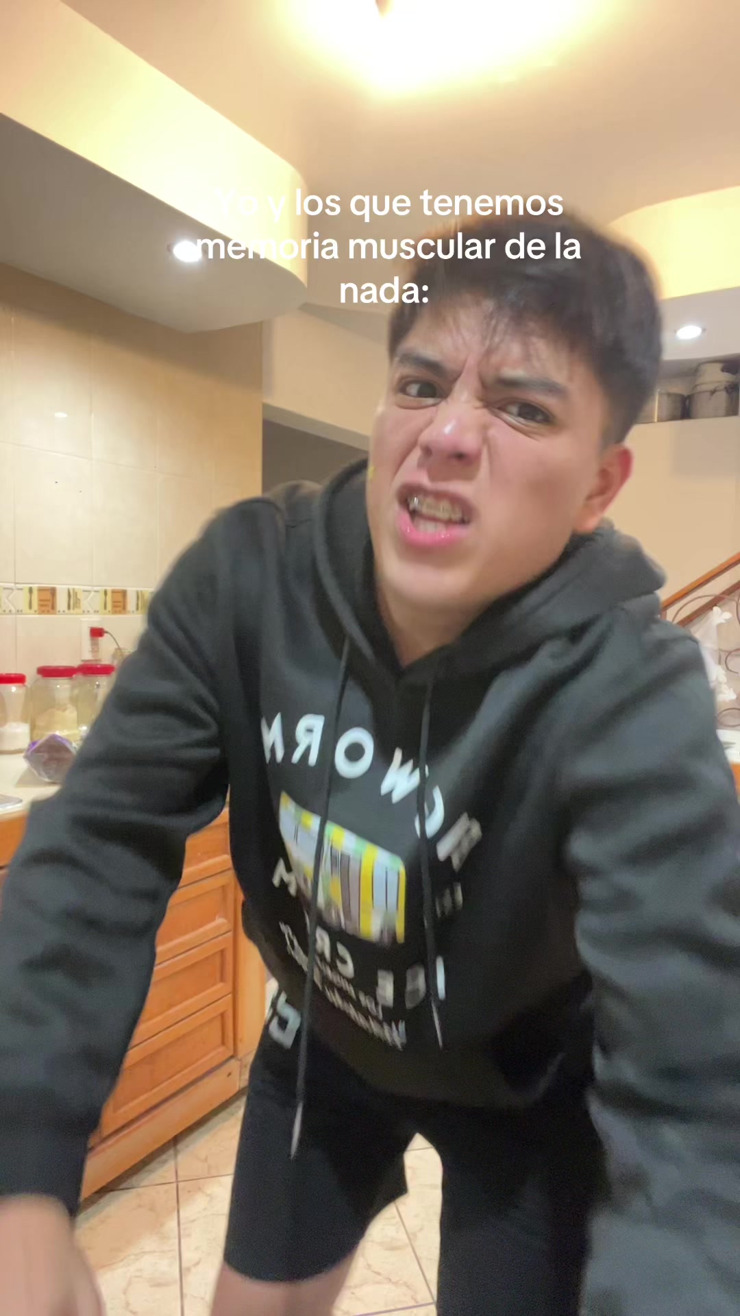 @C H A R L Y J O N A T H A N