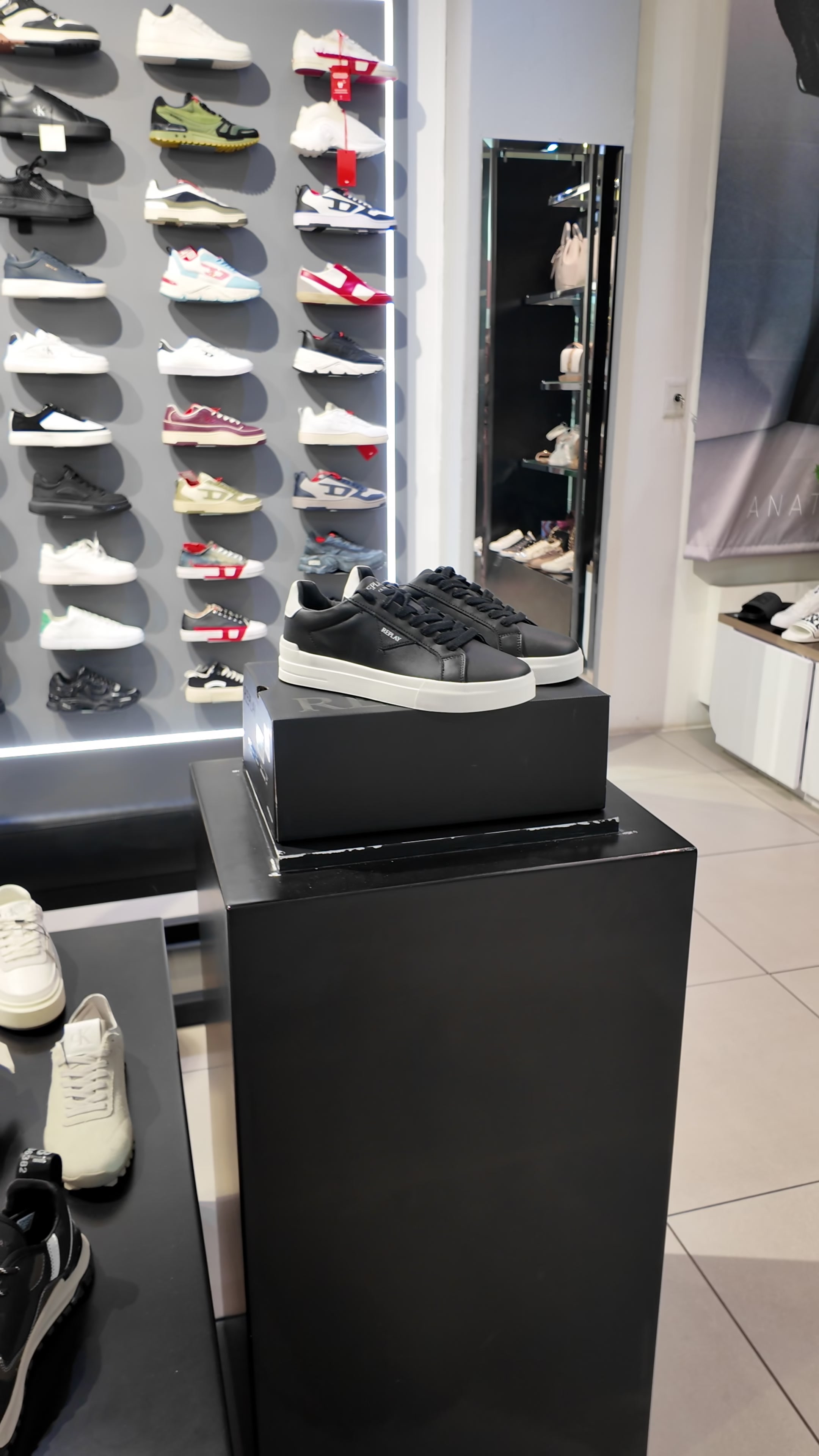 @Subwear