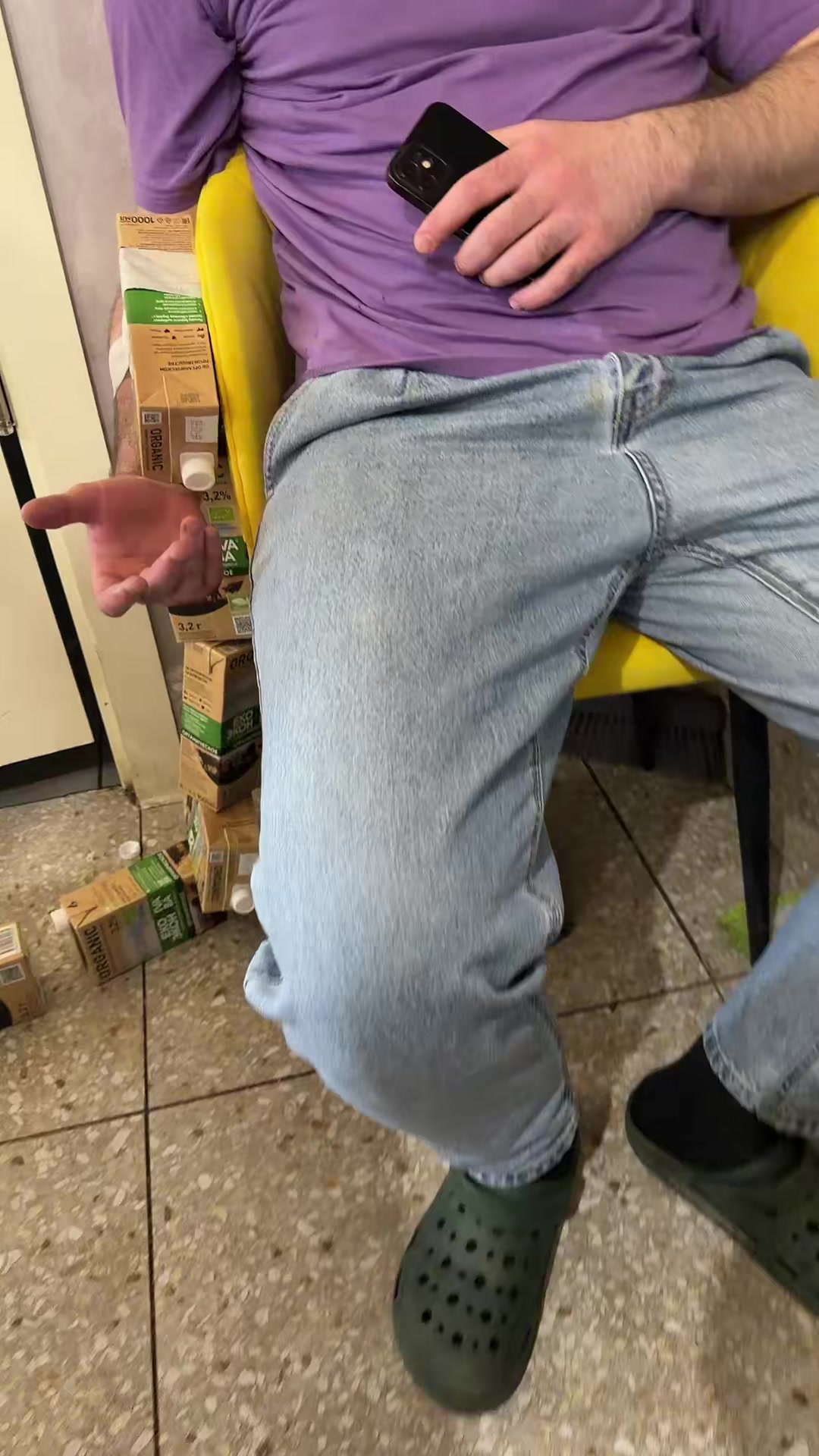 @delevingee🚩