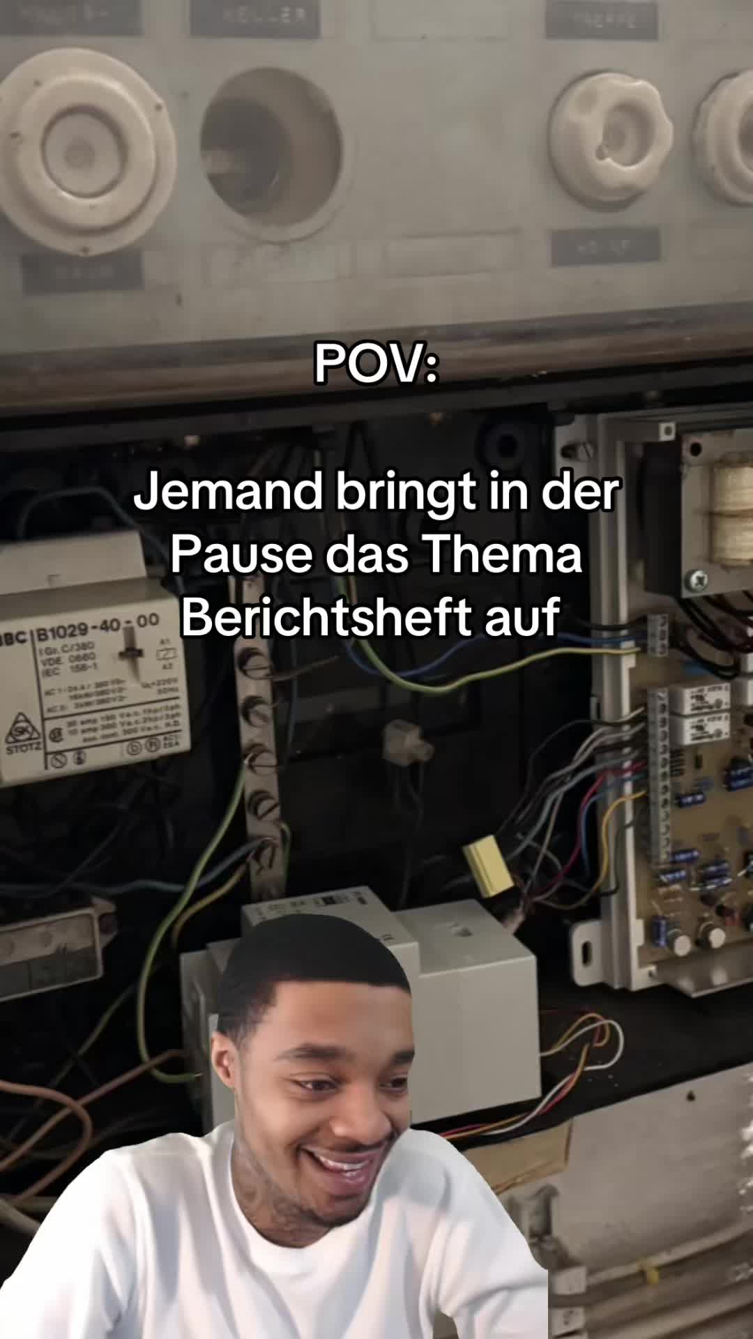 @azubi_memes