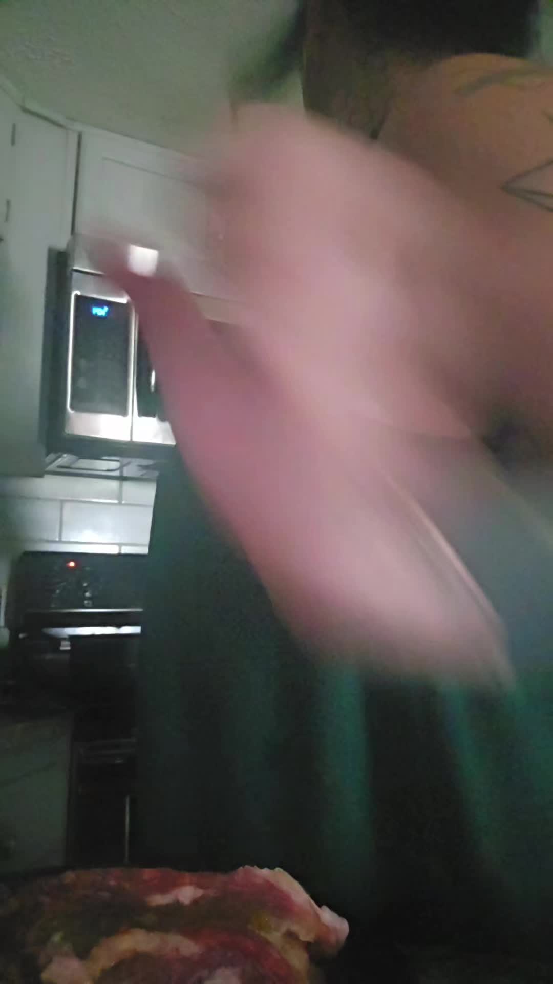 @Amber_pokesholes