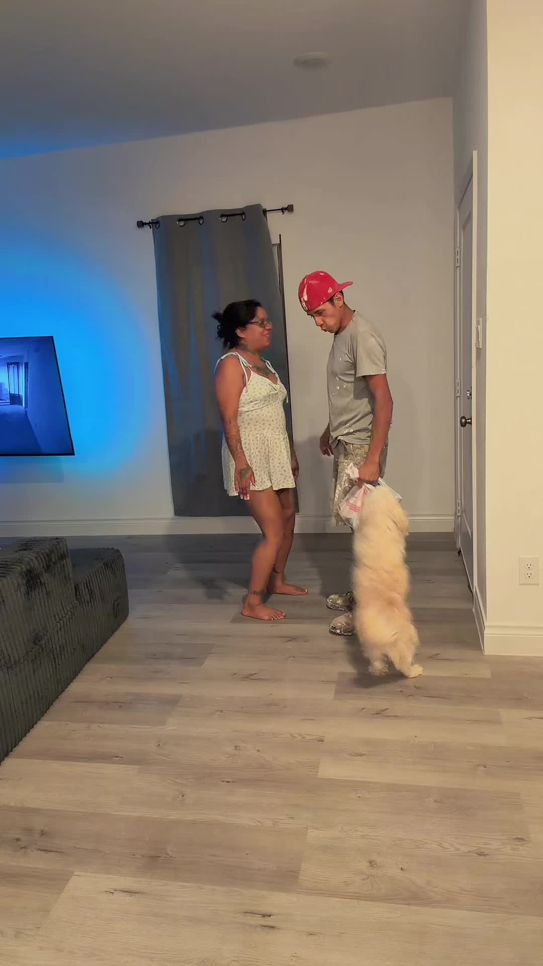 @lalalopez