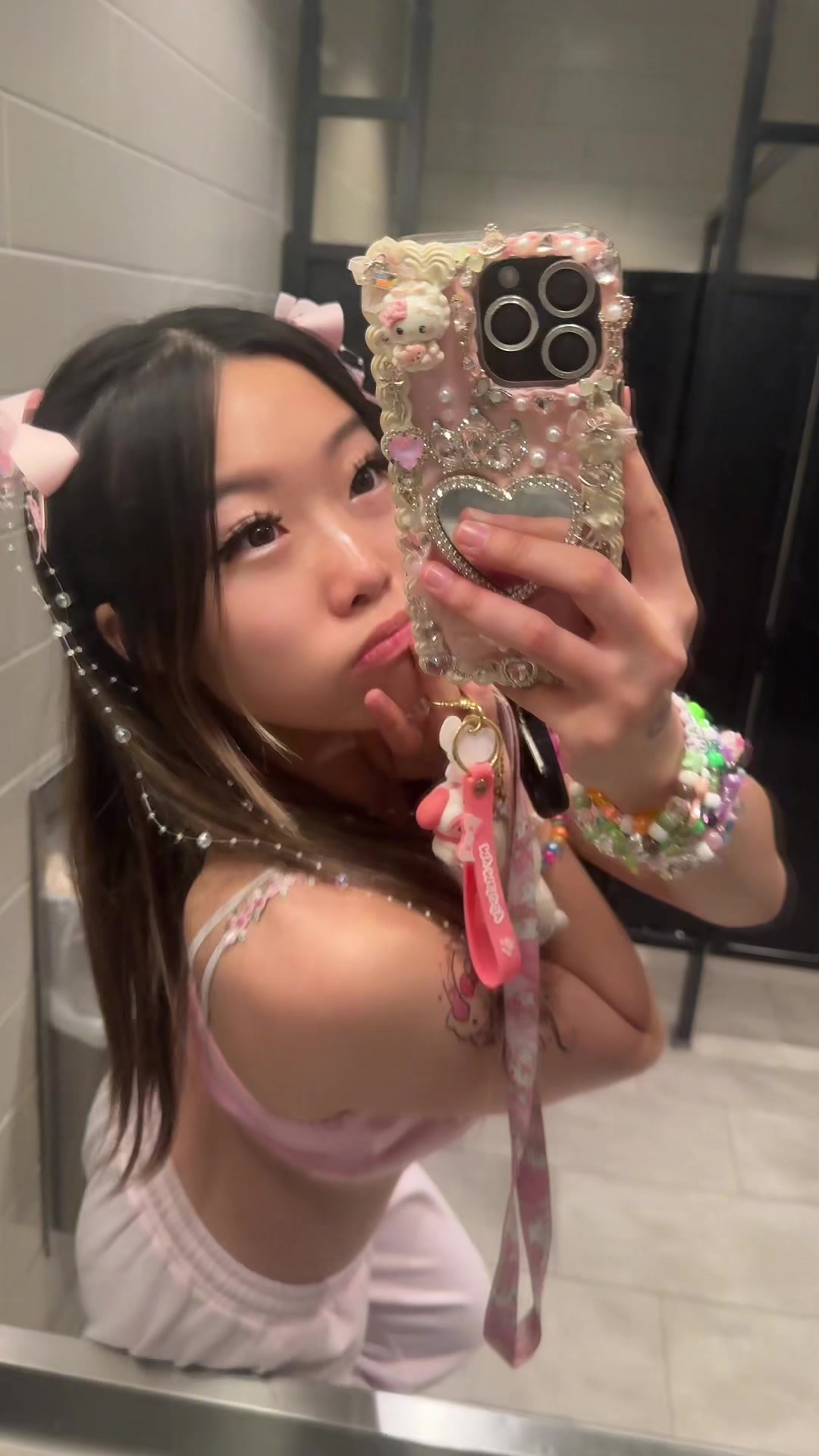 @lyn <3