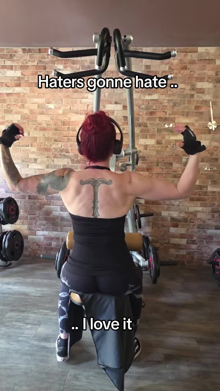 @🐝💪Kati Barbella