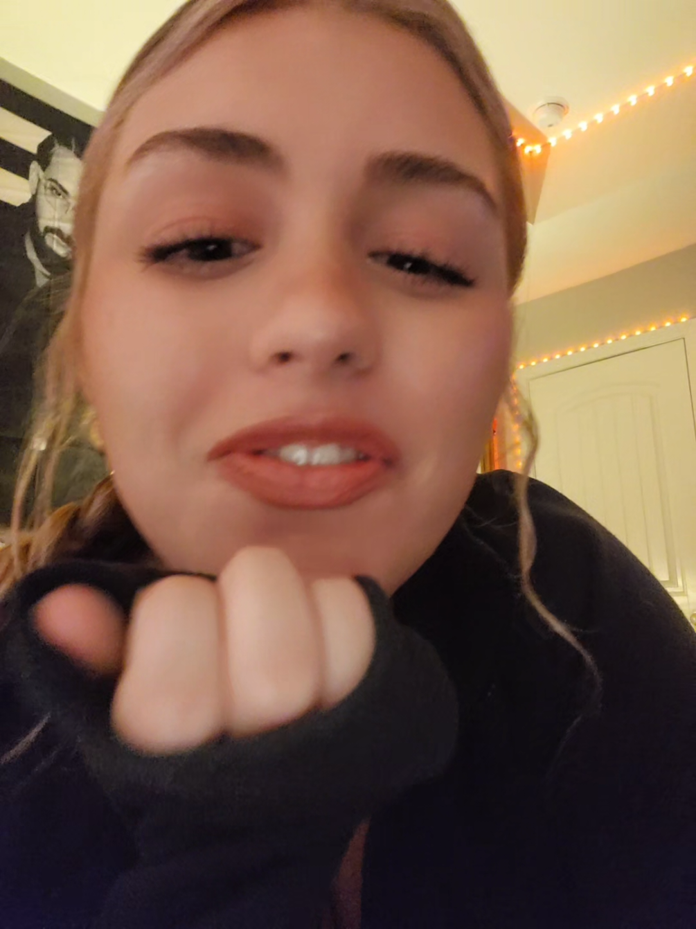 @Marisa 🥂