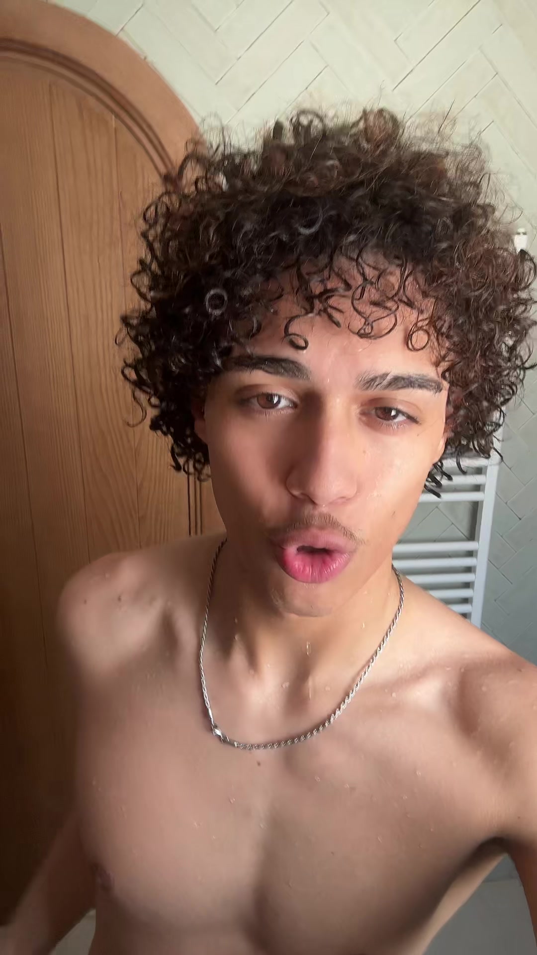 @Allo🏄🏽♂️