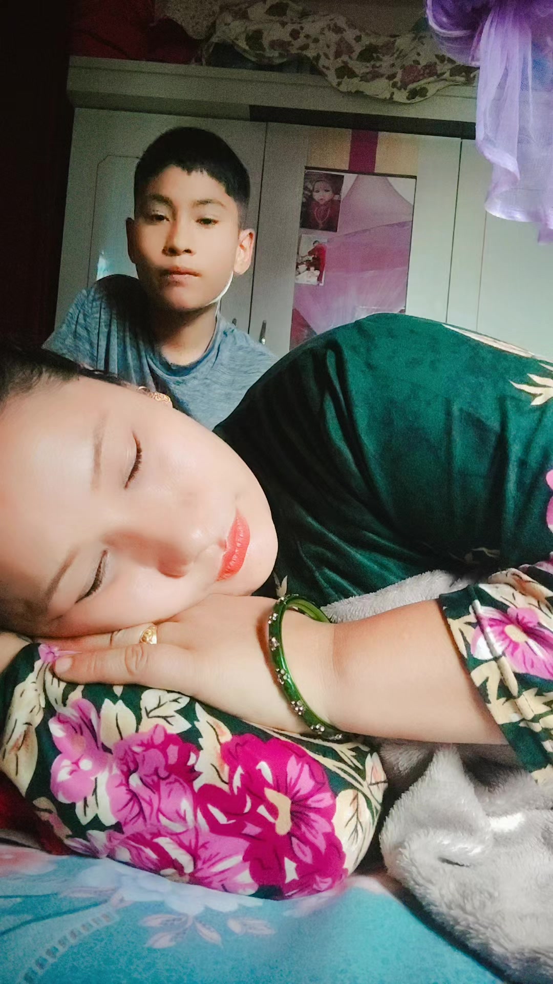 @Aveen😍Alvin