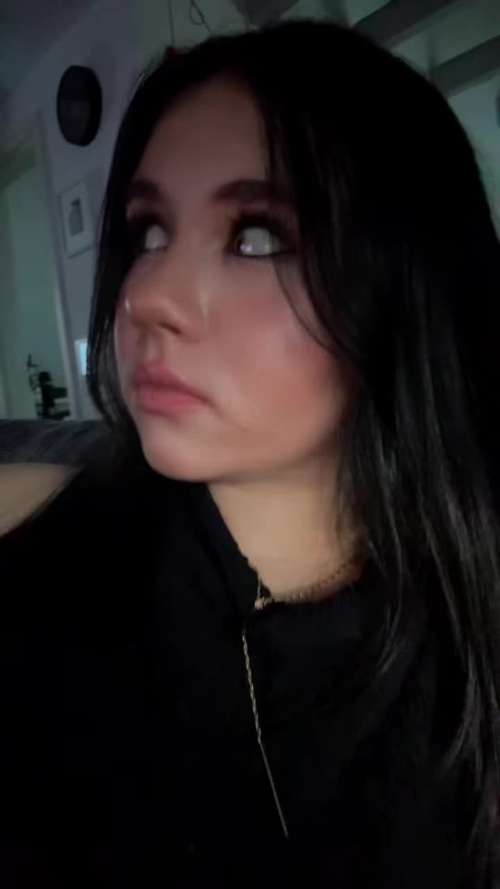 @maike maria 🖤💛
