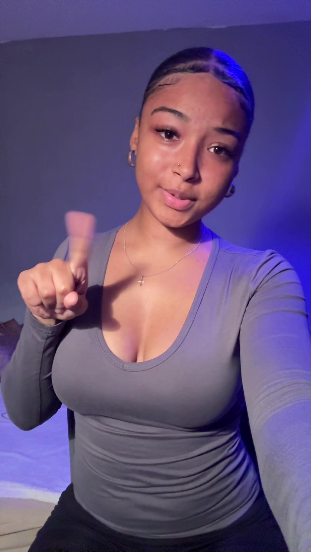 @Emiii
