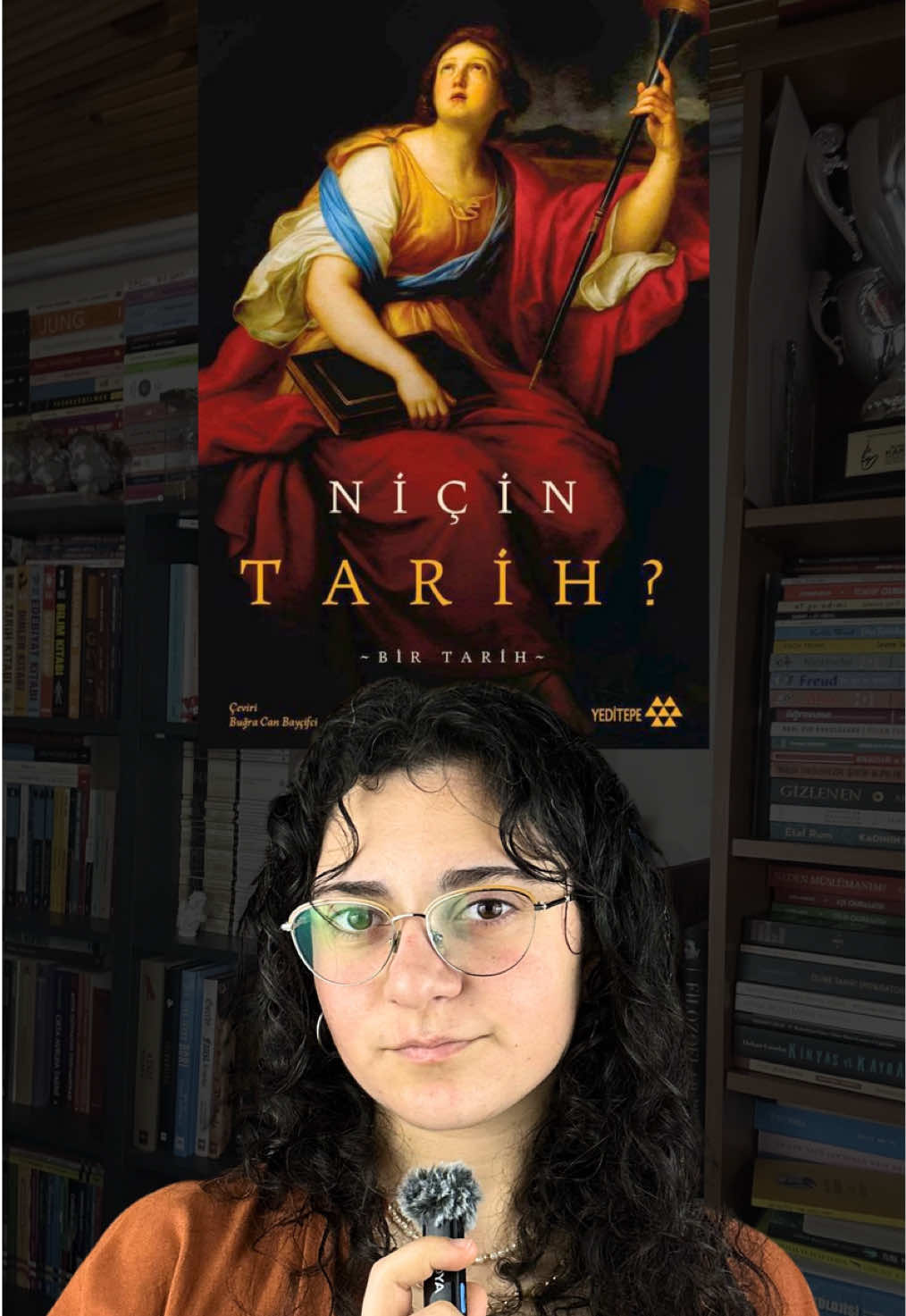 @Azra Akbulut