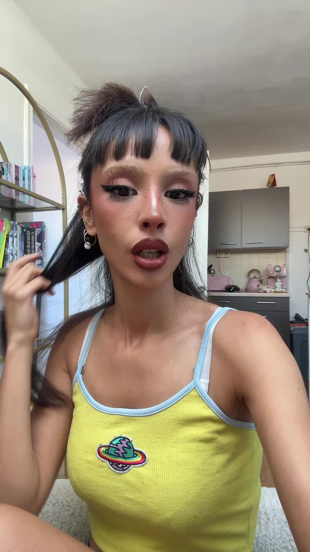 @PinkNeon
