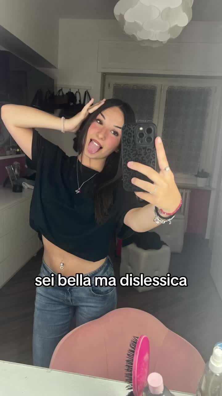 @N I K I 🥰🤗
