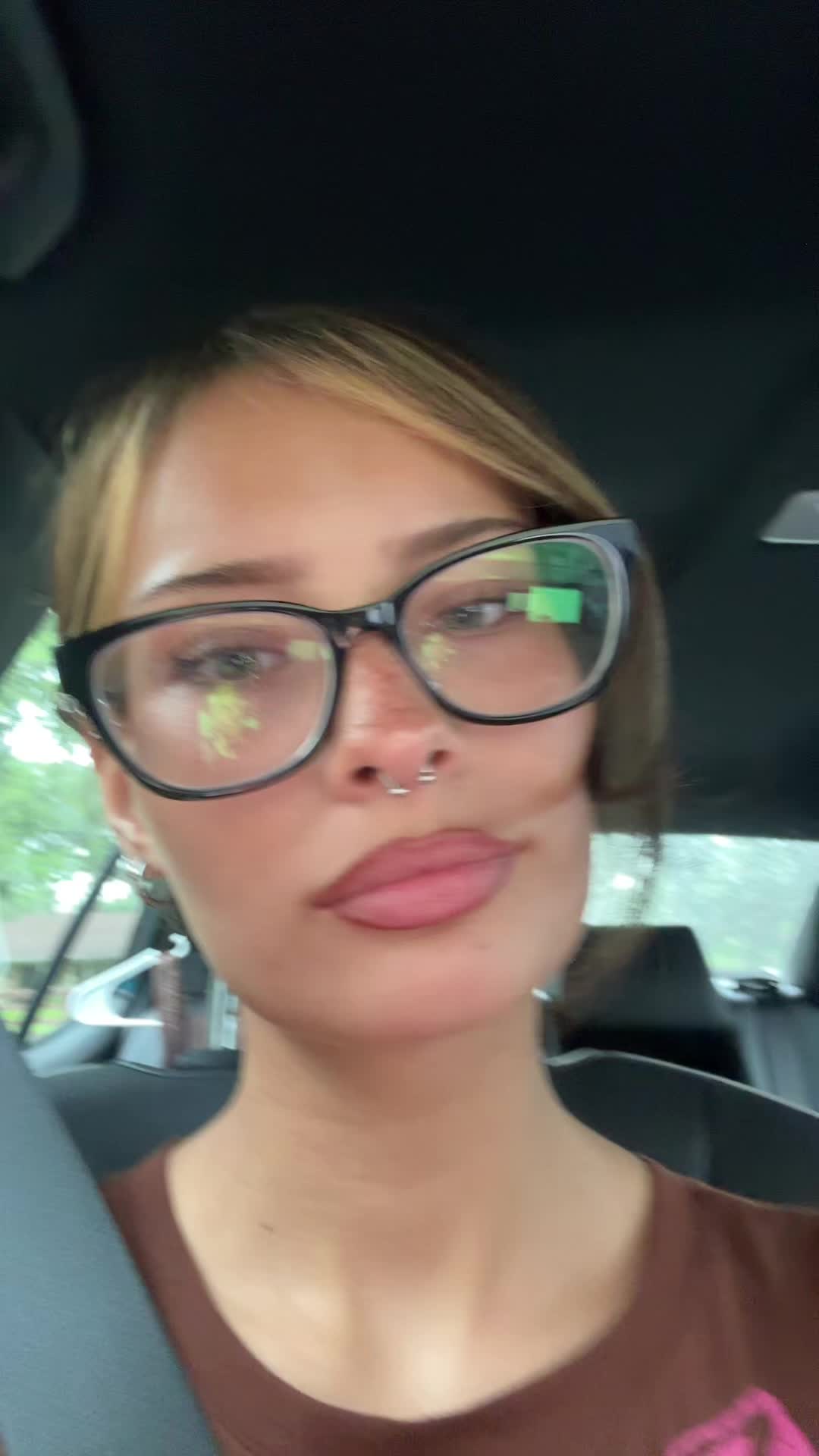 @:3