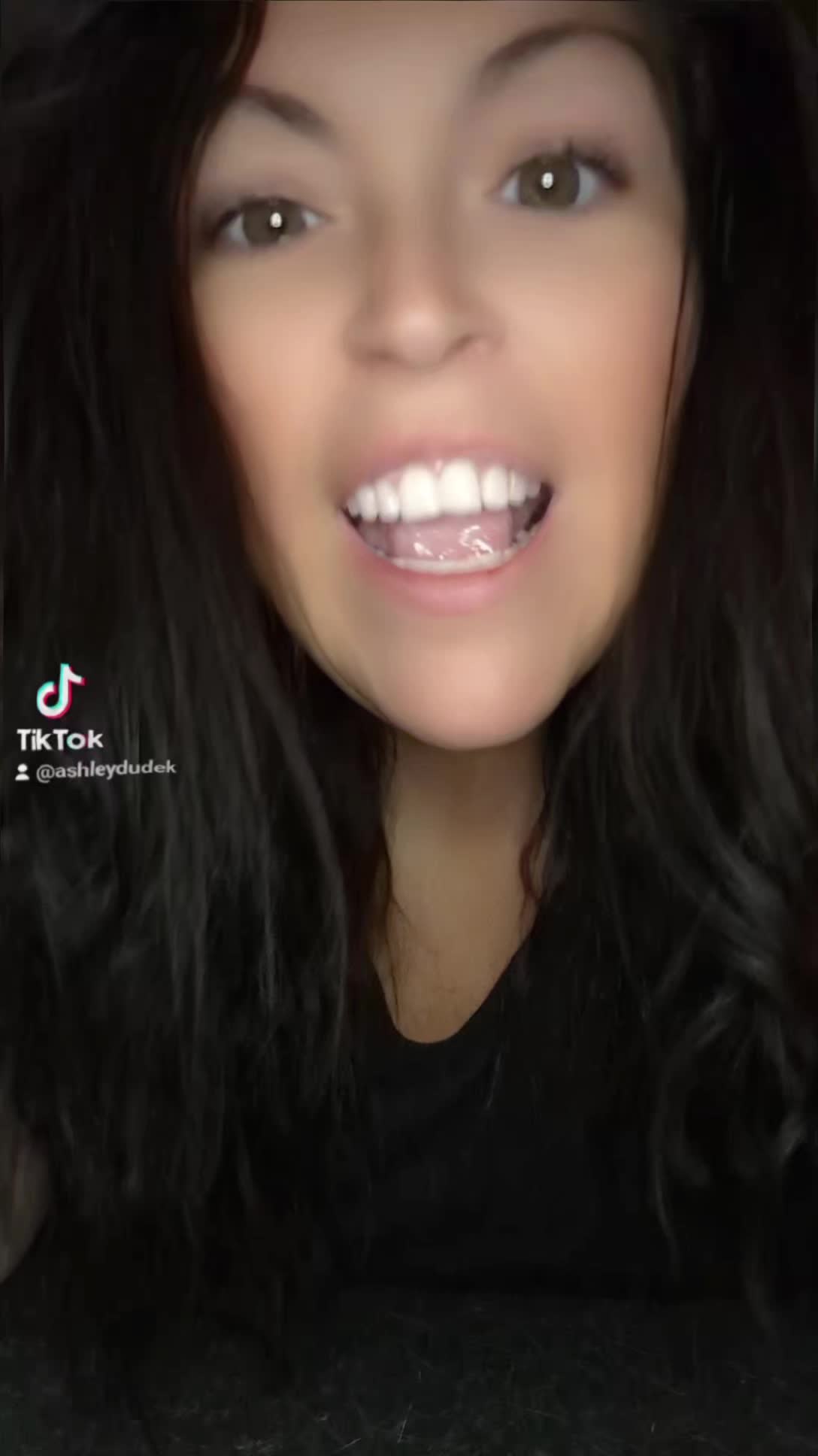 @AshleyJay