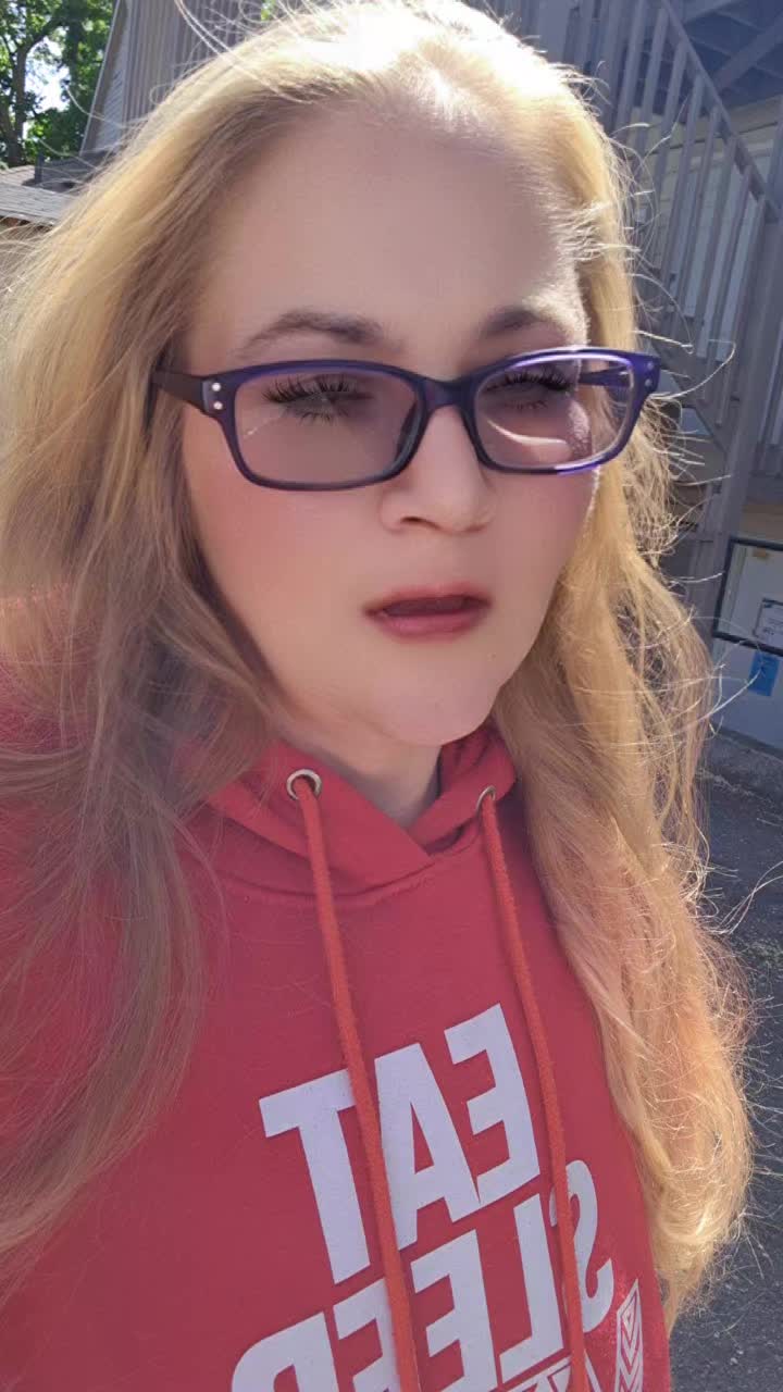 @lea_shields2