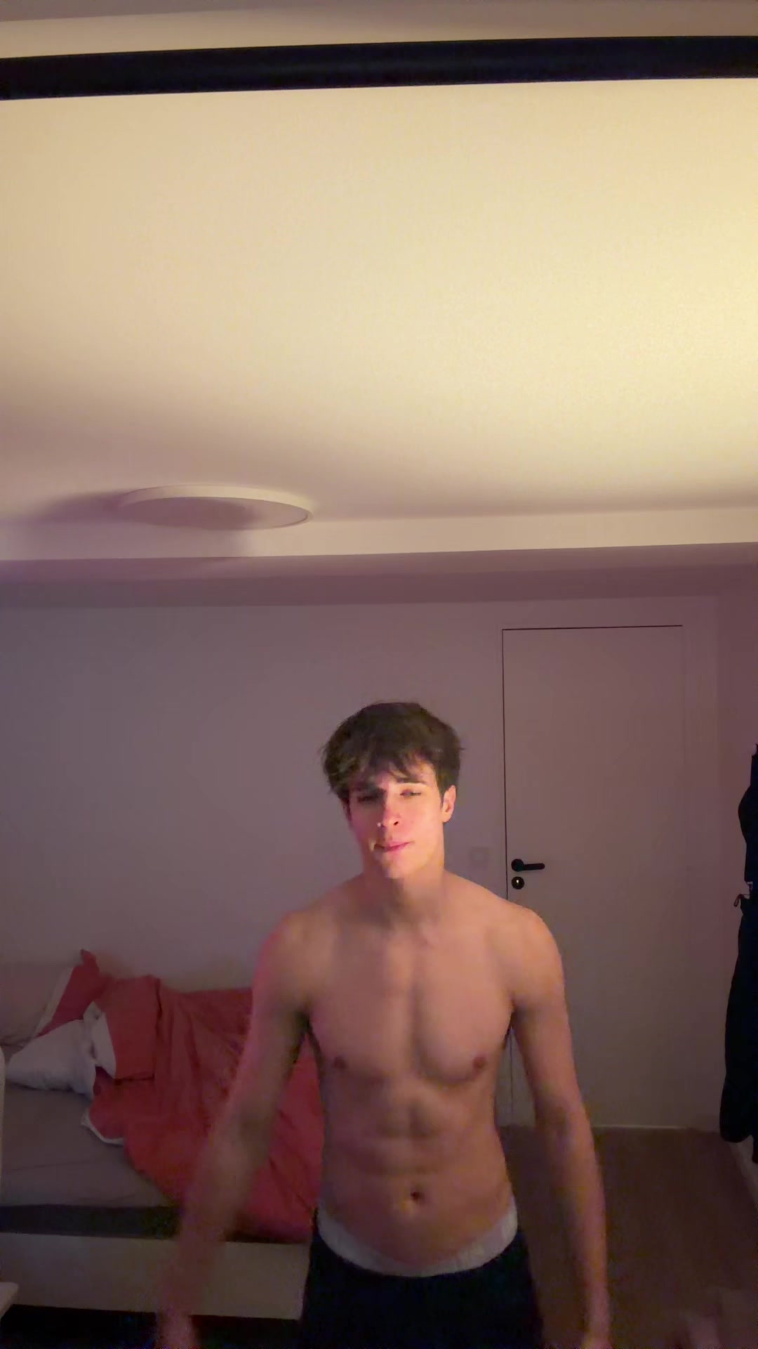 @user922744678