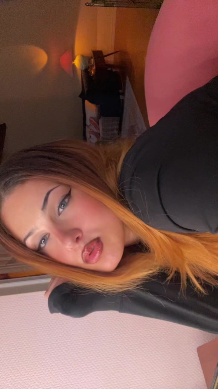 @Lilly f*ing Rose 🦢