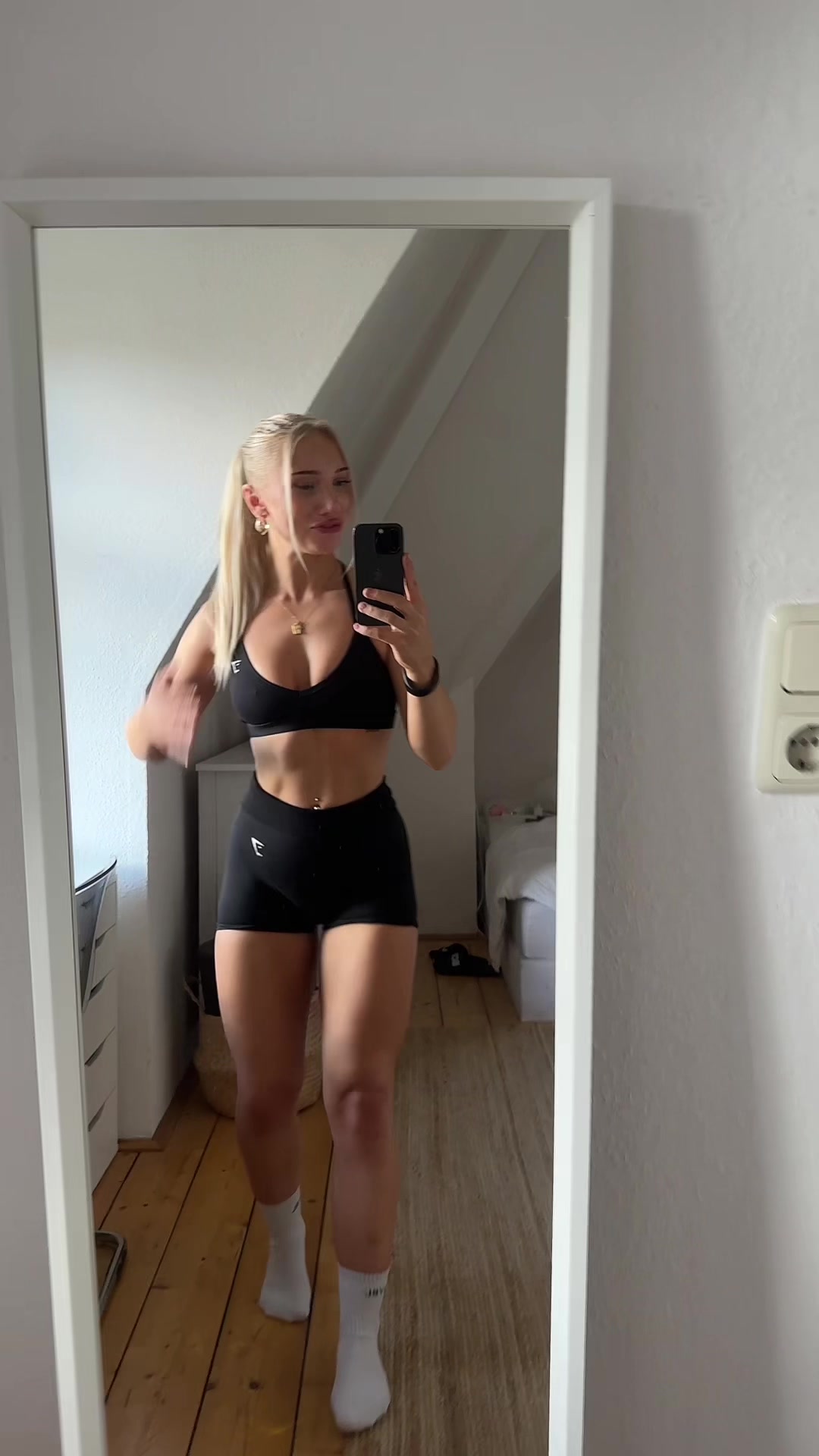 @anna.tlbe