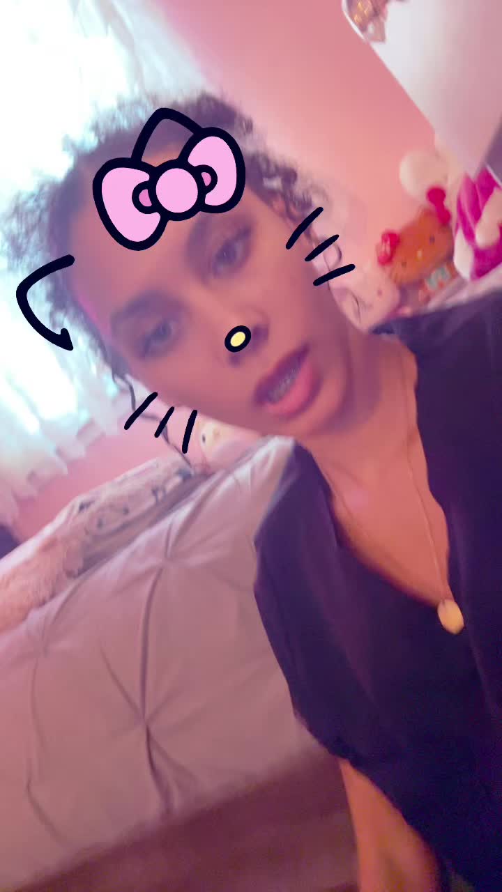 @𝑨𝒂𝒍𝒊𝒚𝒂𝒉 &hearts;︎&hearts;︎