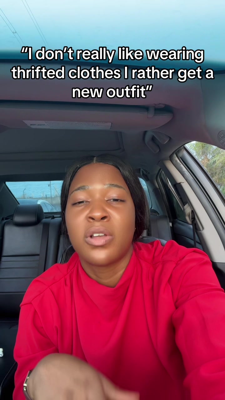 @Chrystal_thriftwears