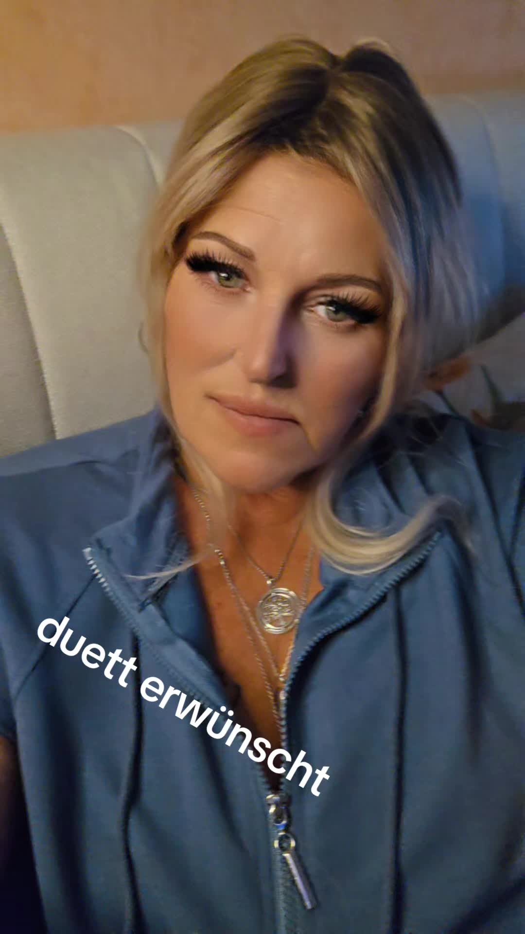@lalunacute22