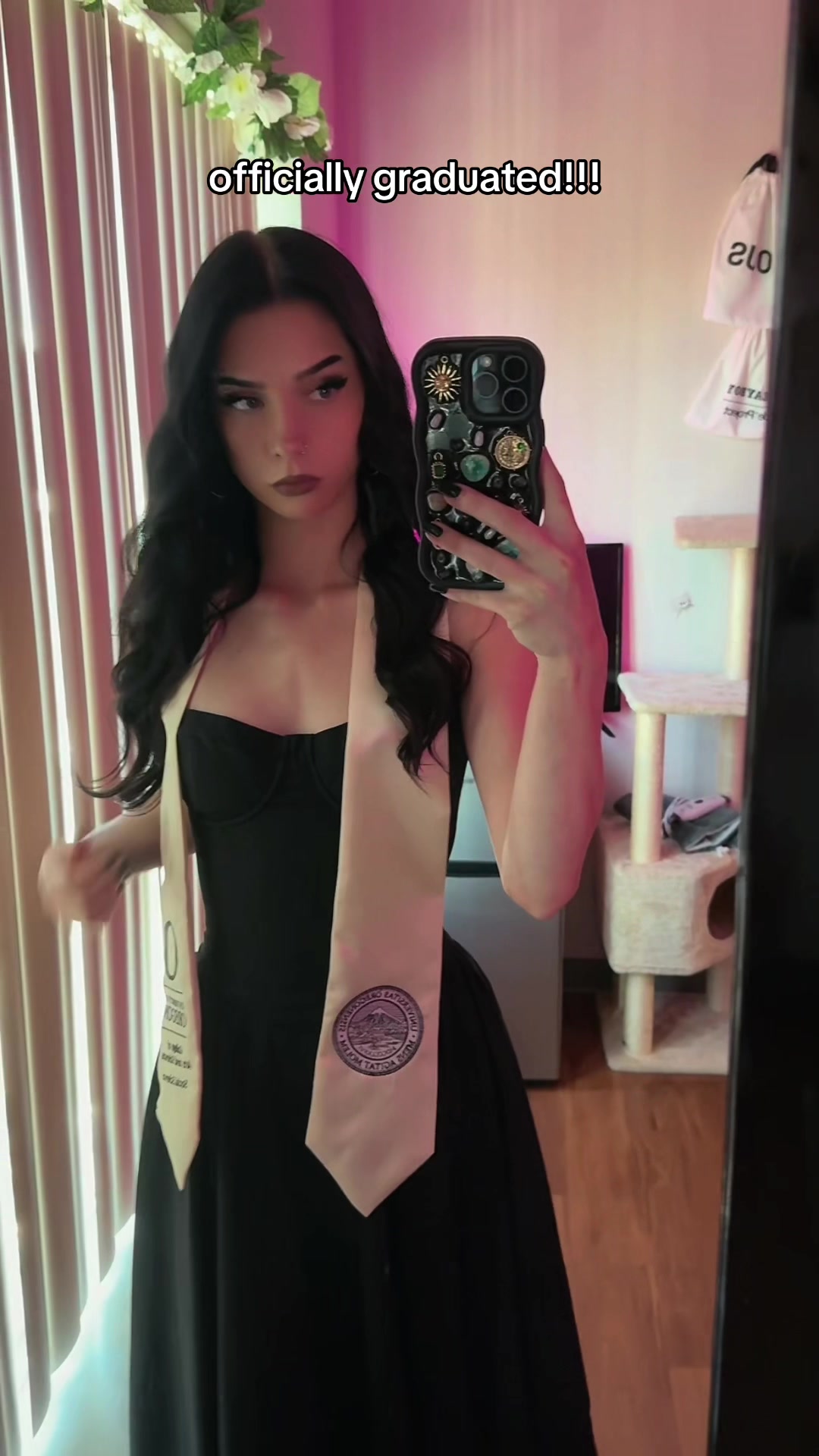 @🦇