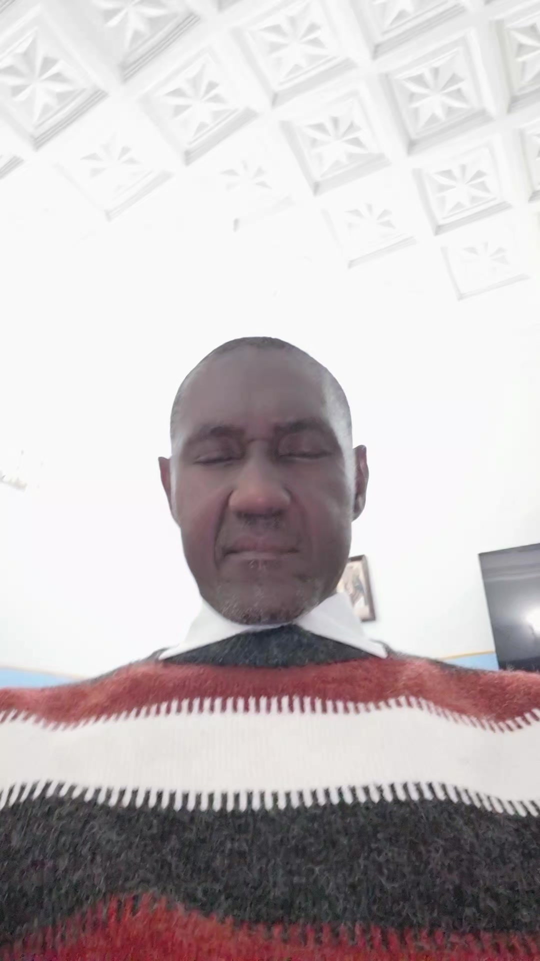 @T