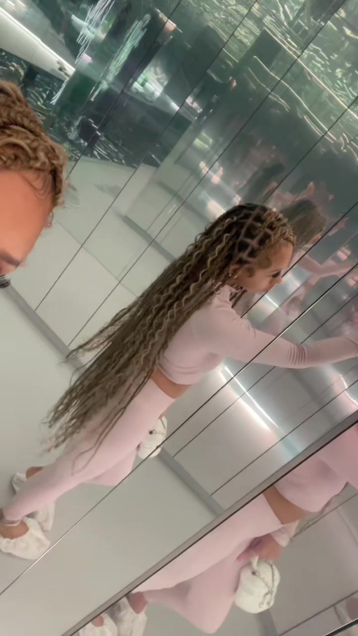 @𝐻♡