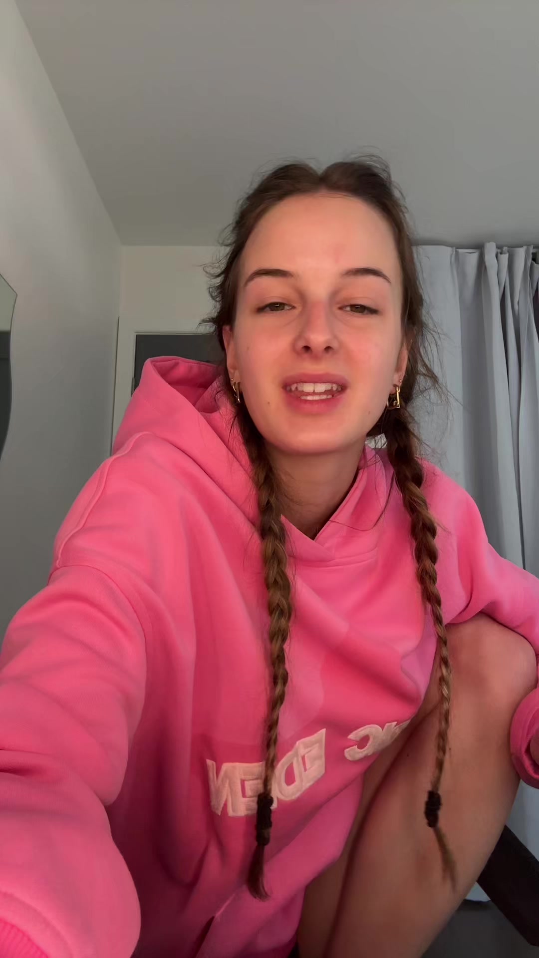 @thaysa