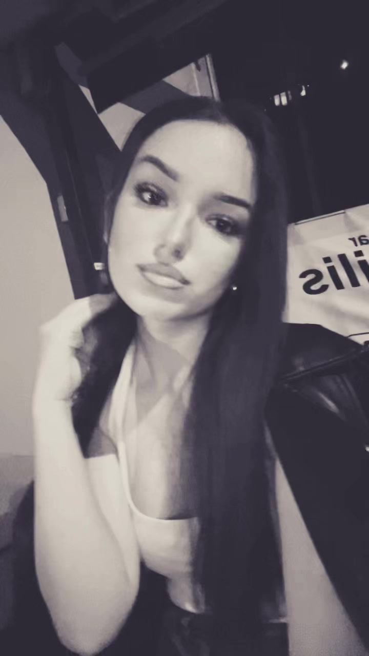 @Andjela