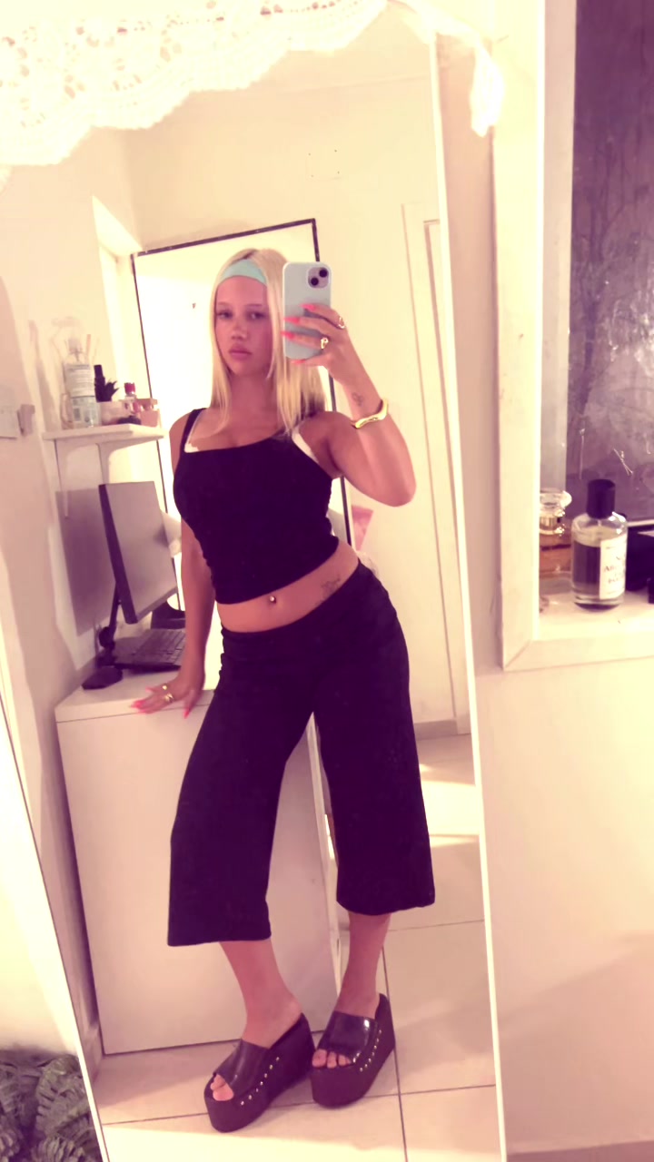 @Aya 🌶️🪩🌟