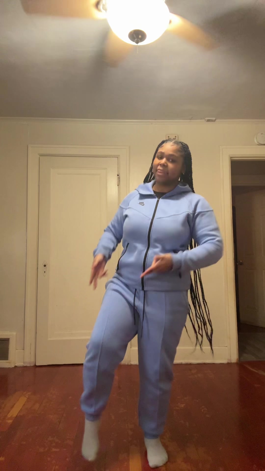 @Officialzyla