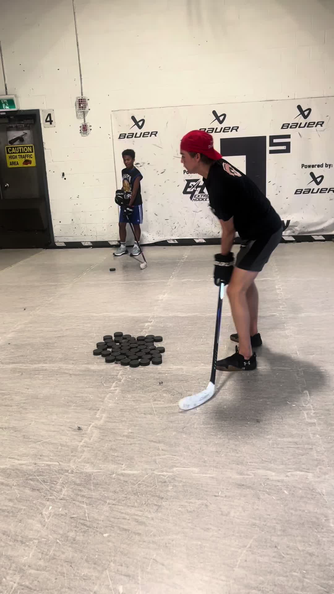 @Ts Hockey Shooting
