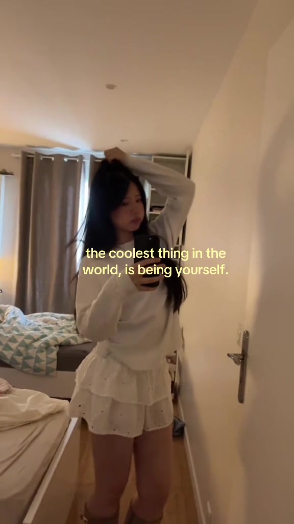 @🐒ophia