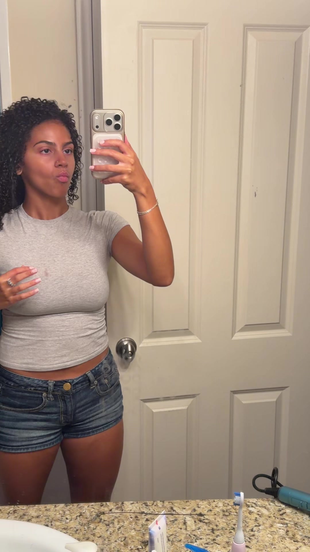 @lorenlicious