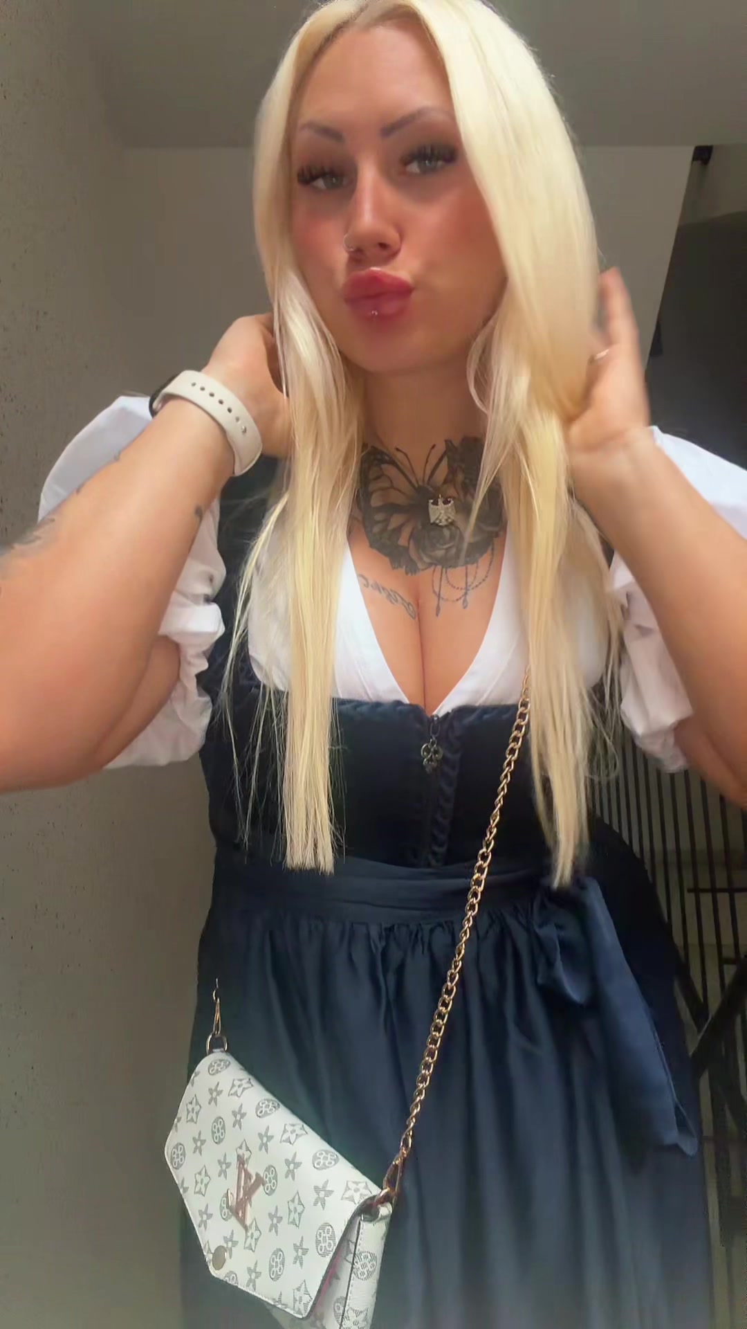 @MrsBarbiie🇩🇪
