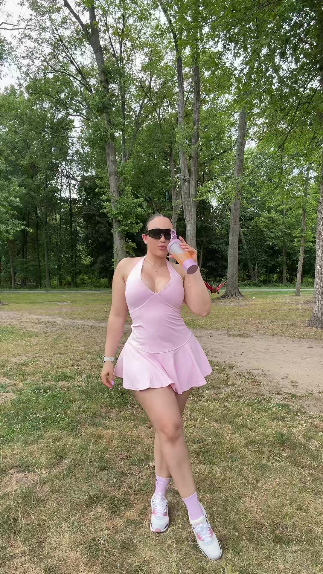@emelytavv