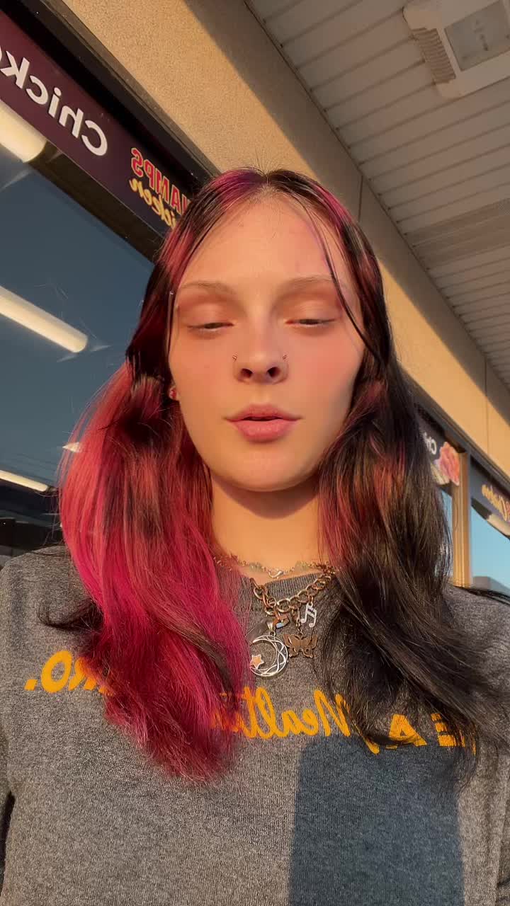 @lexi⛓️🍒🖤