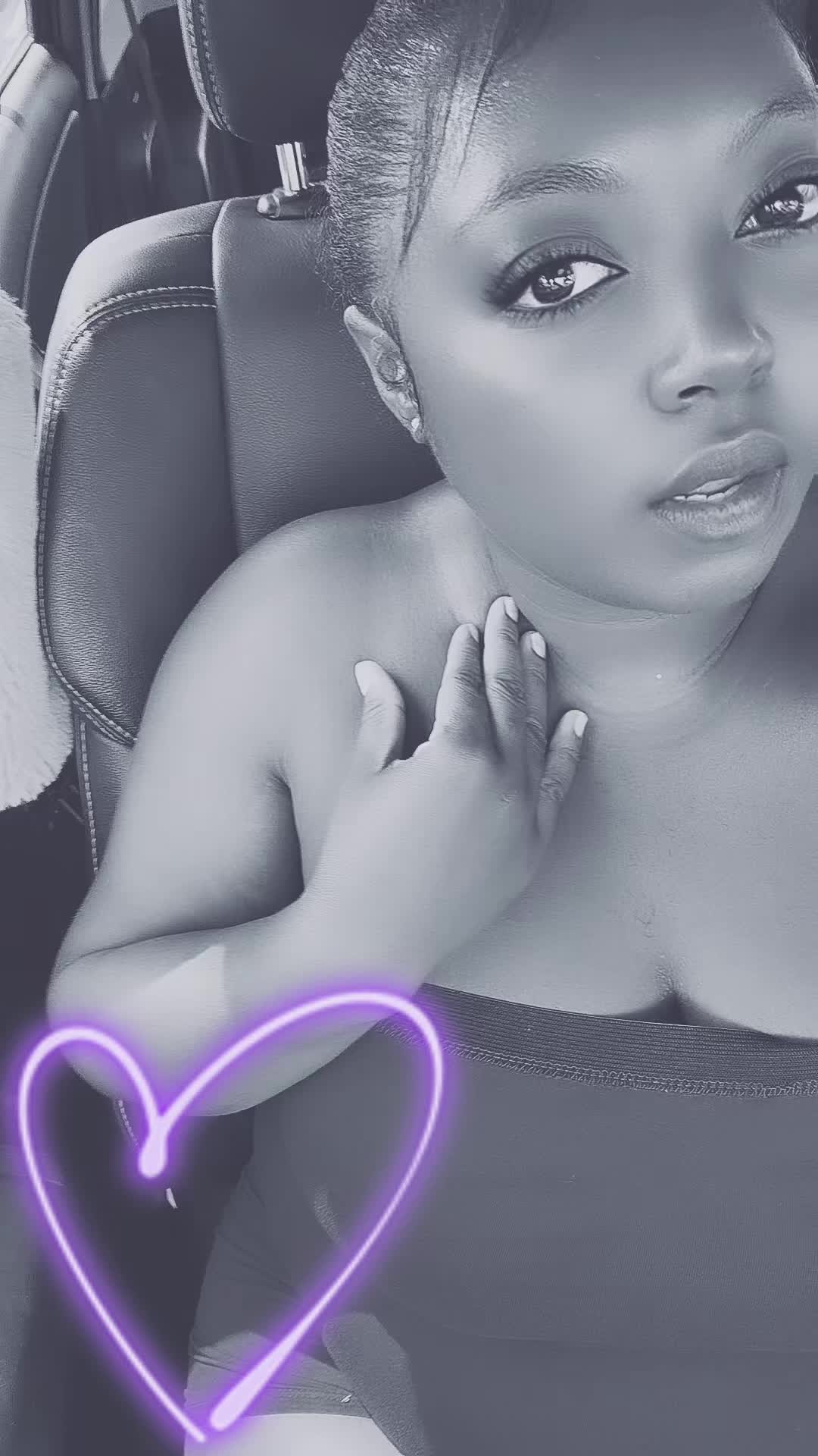 @yesimtaziah_
